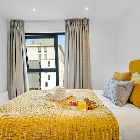Luxurious & Glamorous Centrally Located 2 Bedroom 2 Bathroom Apartment - Central Birmingham - Secure Parking - Netflix Exteriör bild