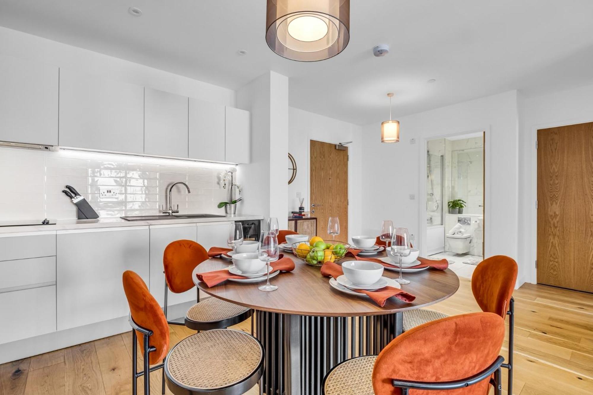 Luxurious & Glamorous Centrally Located 2 Bedroom 2 Bathroom Apartment - Central Birmingham - Secure Parking - Netflix Exteriör bild