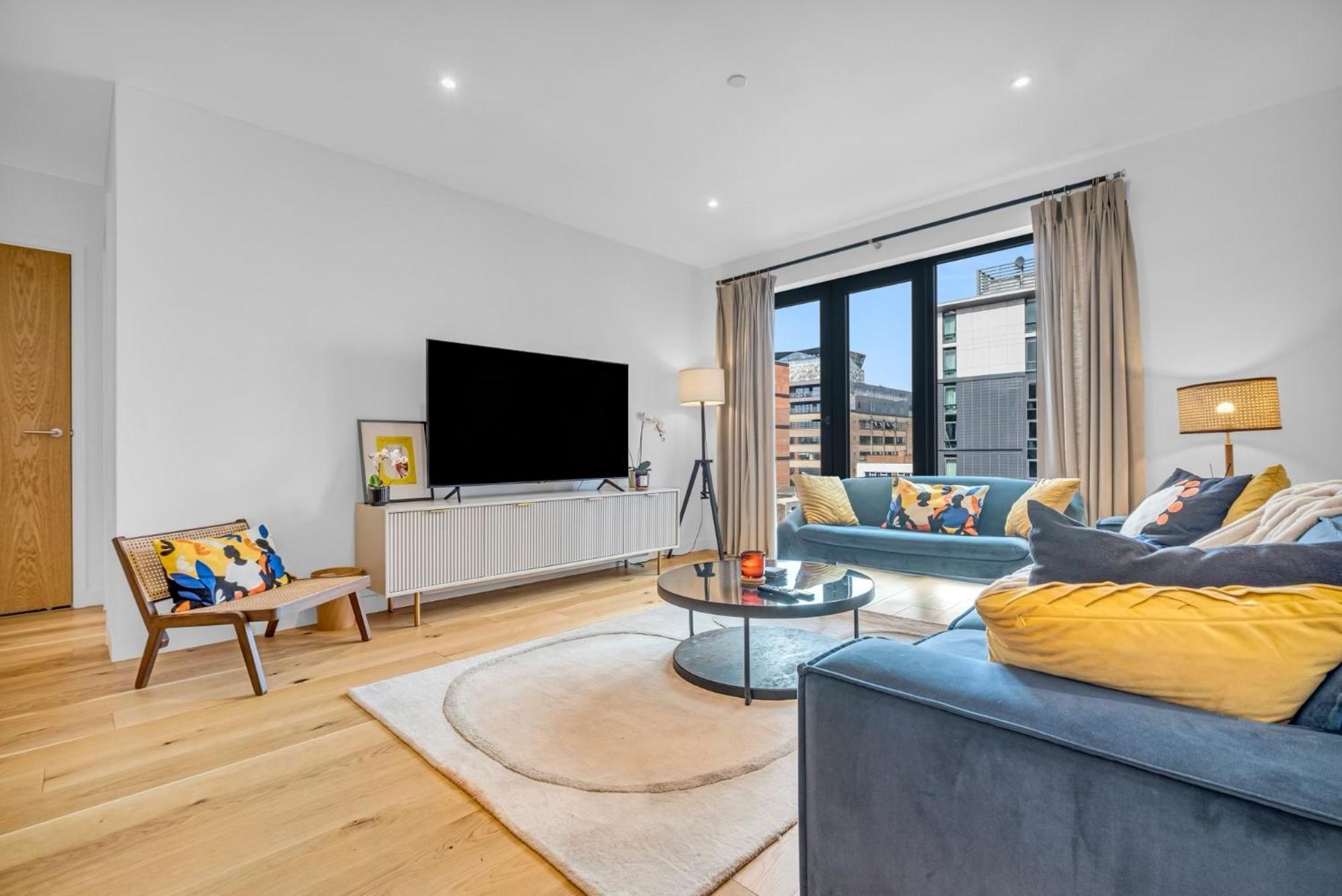 Luxurious & Glamorous Centrally Located 2 Bedroom 2 Bathroom Apartment - Central Birmingham - Secure Parking - Netflix Exteriör bild
