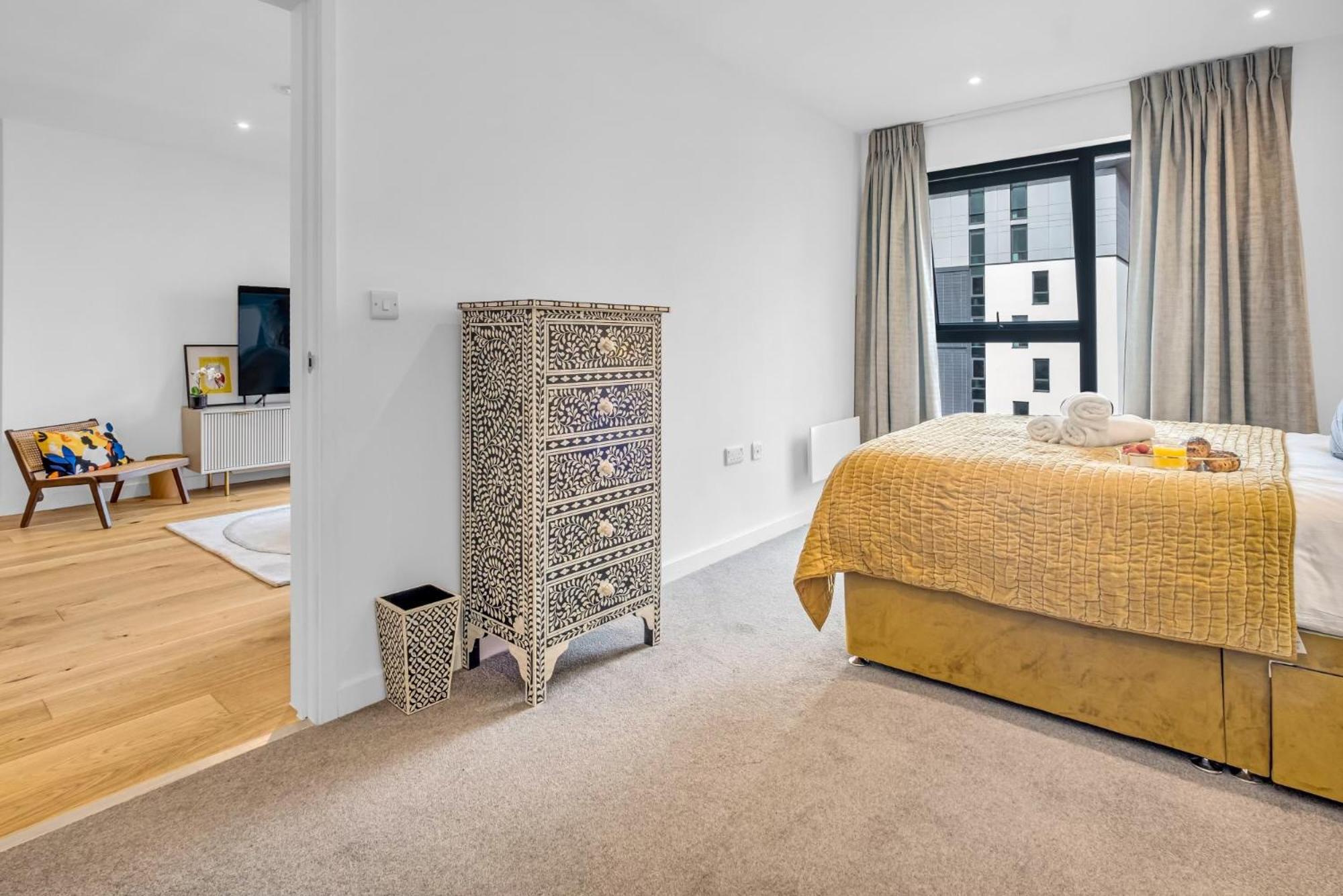 Luxurious & Glamorous Centrally Located 2 Bedroom 2 Bathroom Apartment - Central Birmingham - Secure Parking - Netflix Exteriör bild